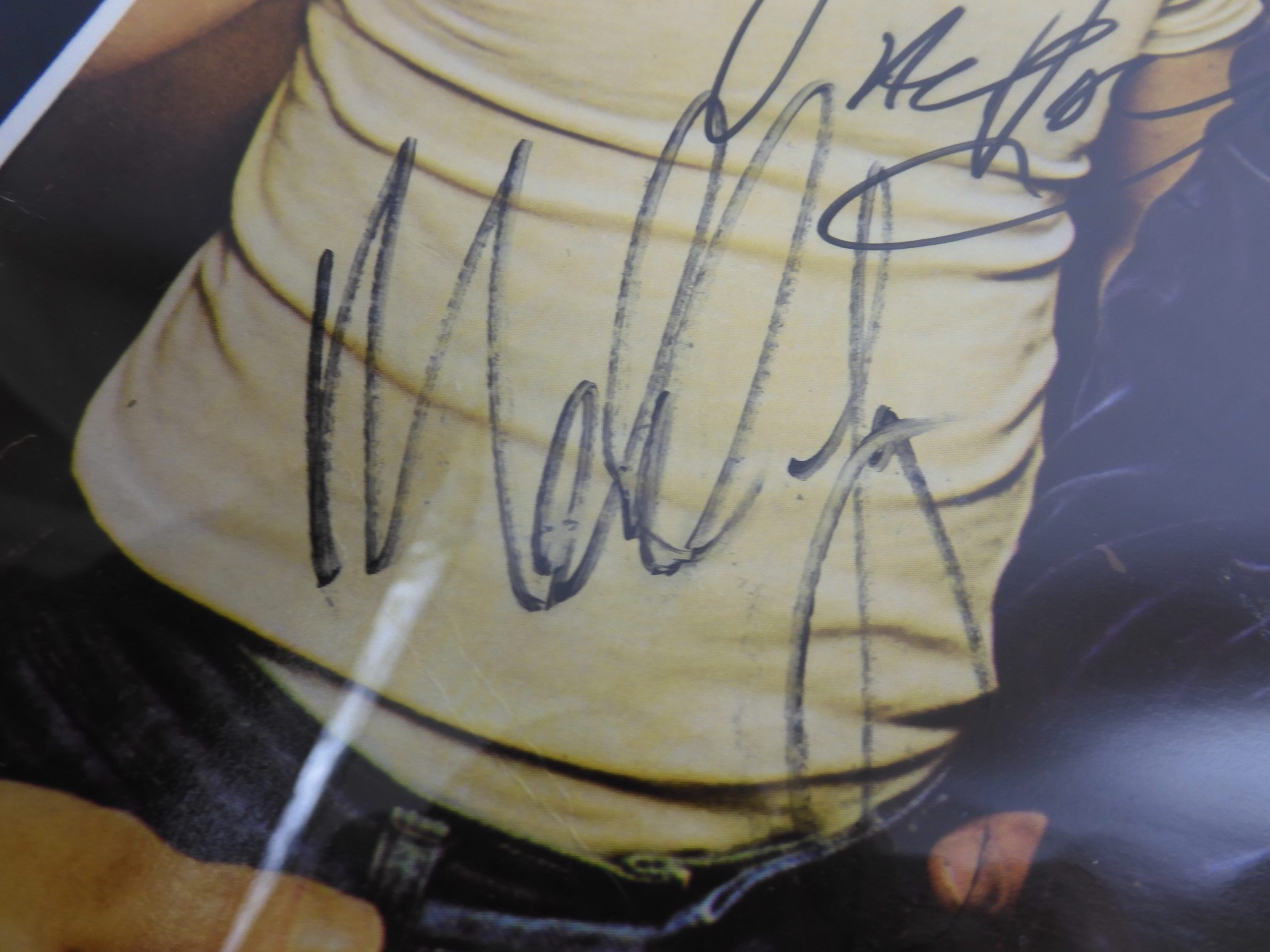 AC/DC Highway To Hell - K50628 1st Pressing - Signed by Bon Scott, Angus Young, Malcolm Young, Phil Rudd, Cliff Williams, with C.O.A. - Image 7