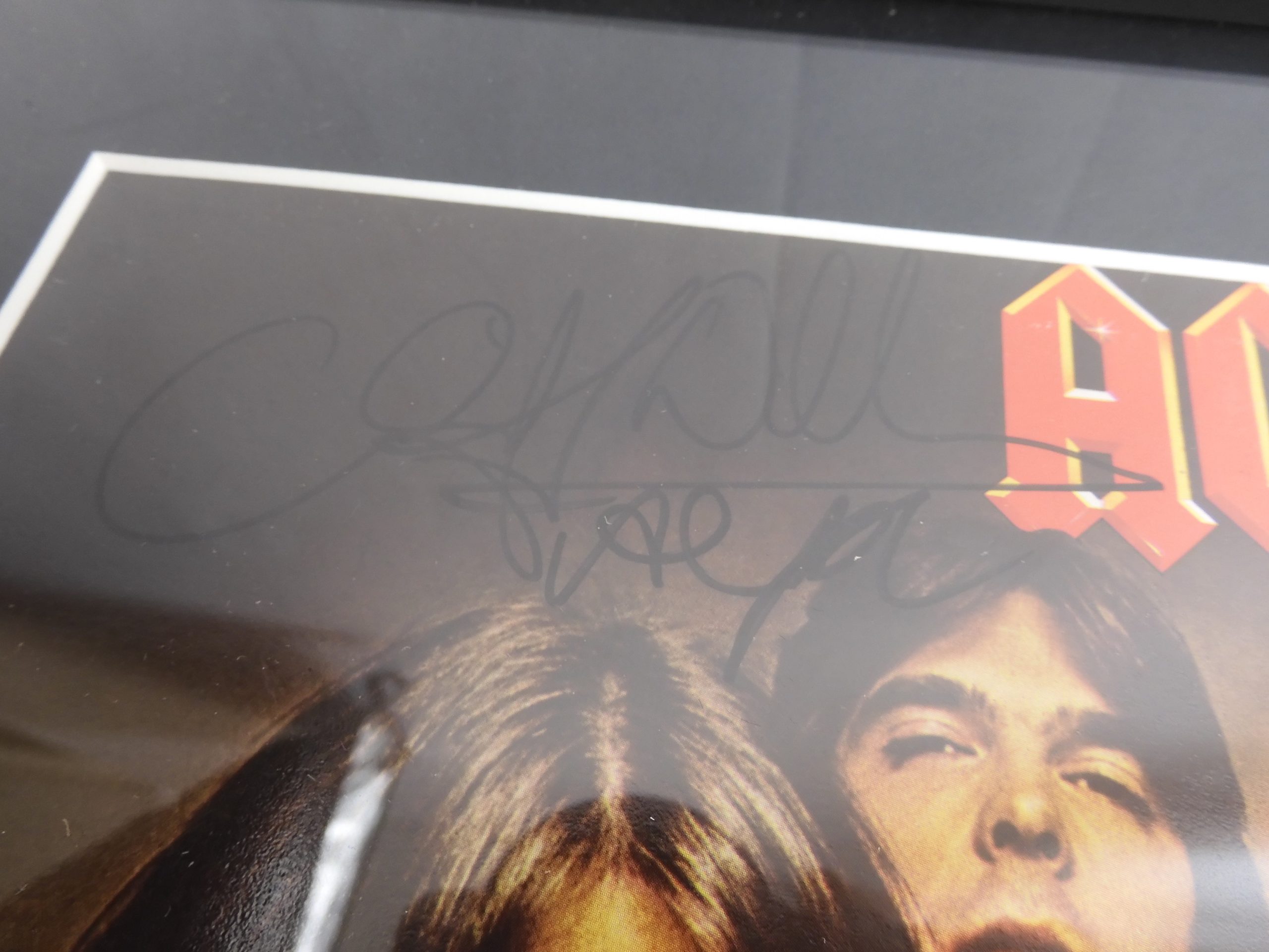 AC/DC Highway To Hell - K50628 1st Pressing - Signed by Bon Scott, Angus Young, Malcolm Young, Phil Rudd, Cliff Williams, with C.O.A. - Image 9